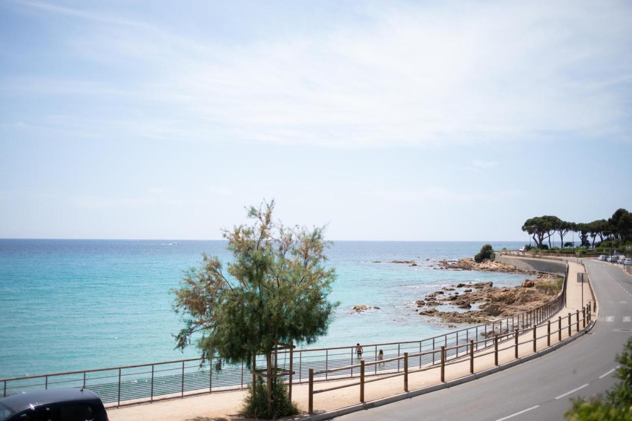 Hotel La Pinede Ajaccio  Exteriör bild