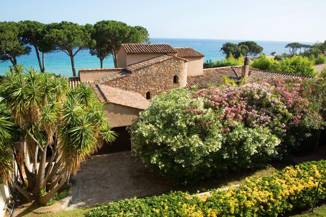 Hotel La Pinede Ajaccio  Exteriör bild