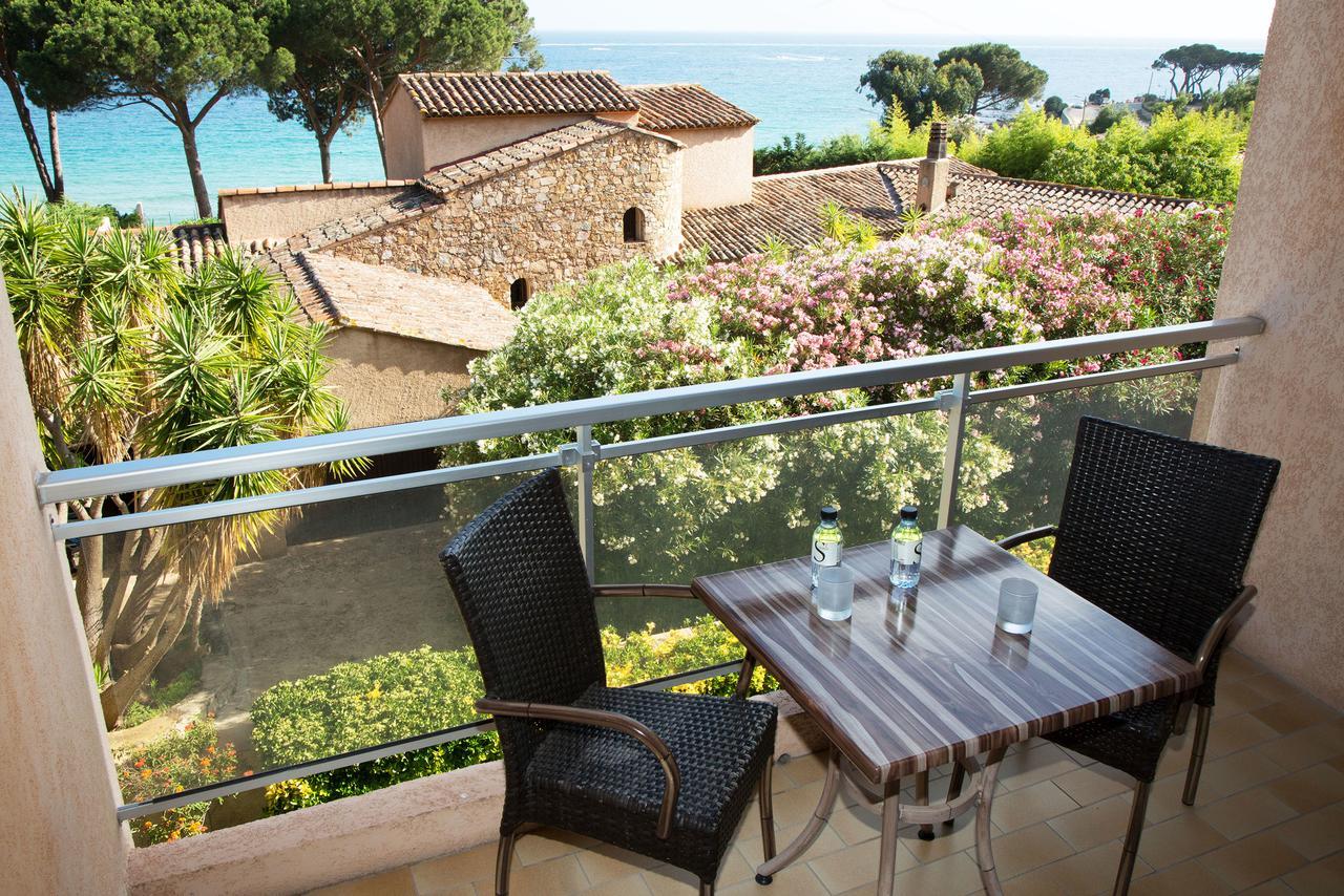 Hotel La Pinede Ajaccio  Exteriör bild