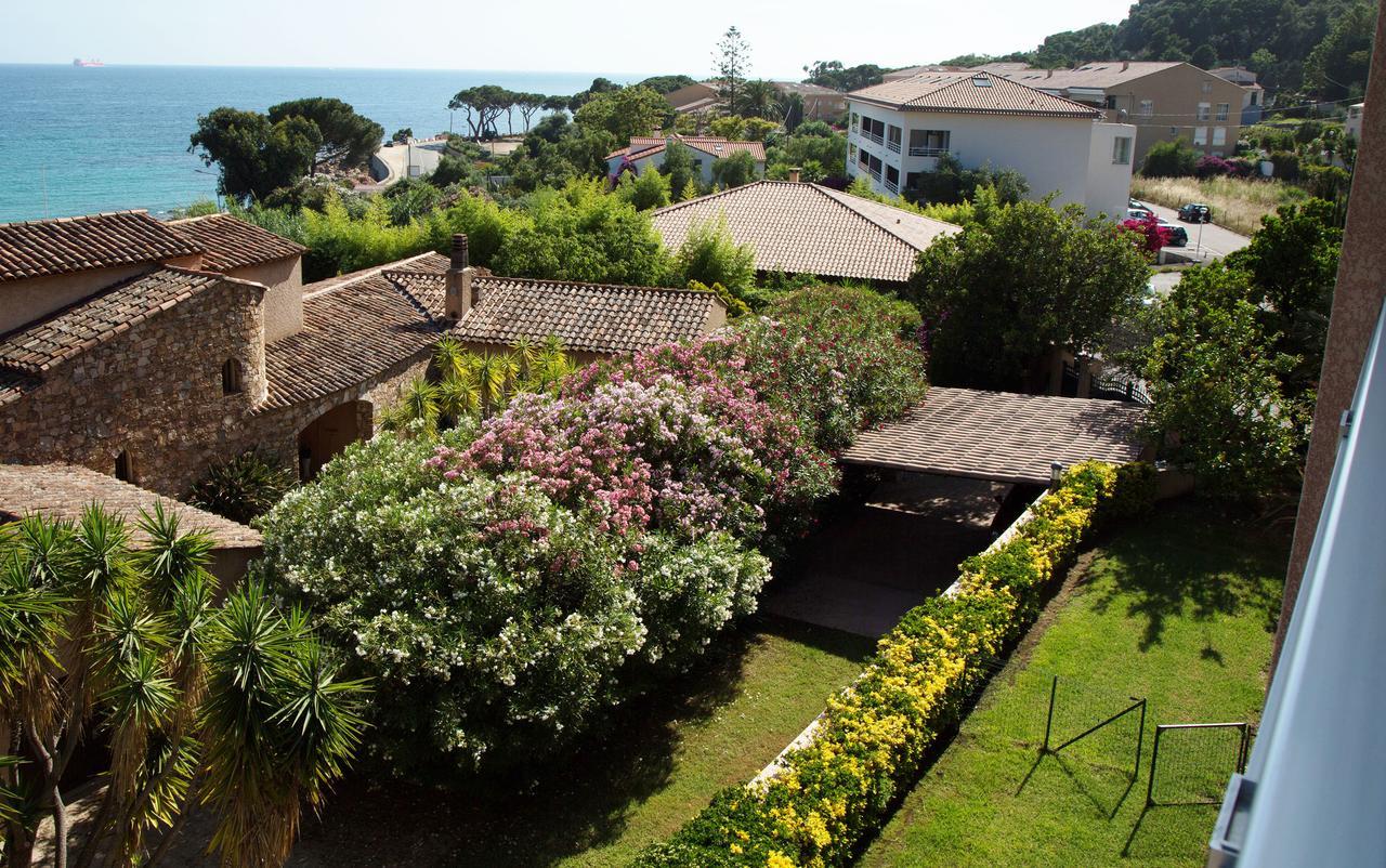 Hotel La Pinede Ajaccio  Exteriör bild