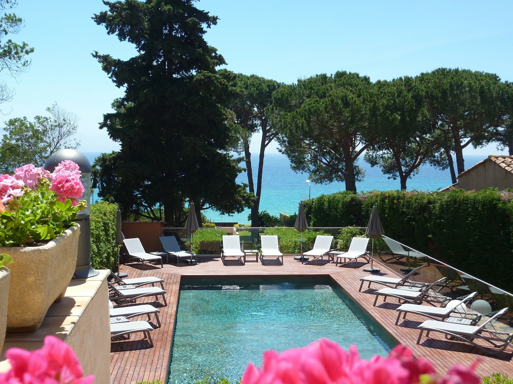 Hotel La Pinede Ajaccio  Exteriör bild